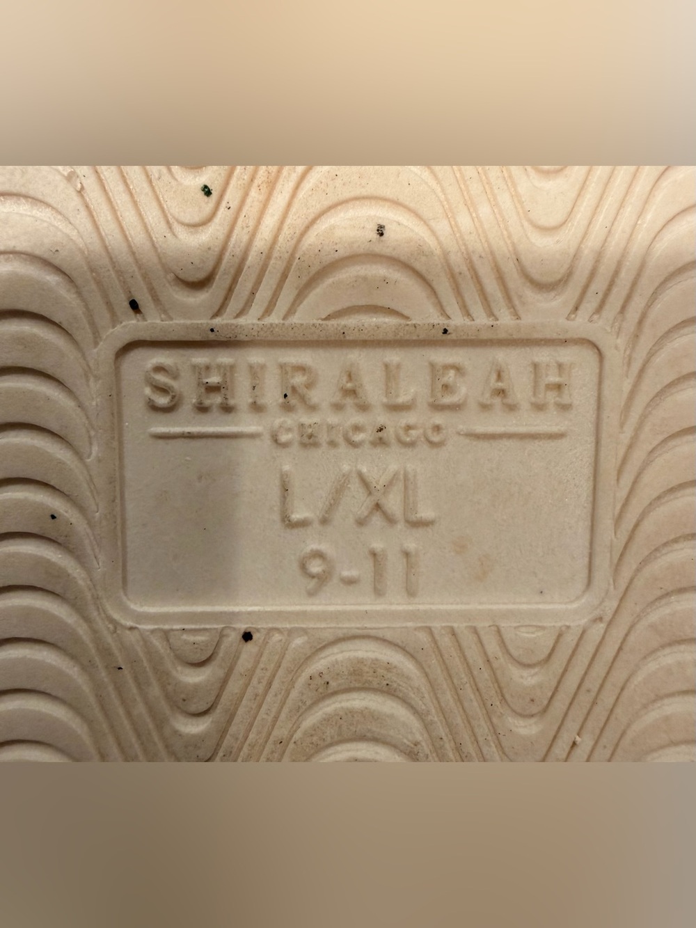 SHIRALEAH | ladies cross-band slippers. Size: L/XL 9-11. - Picture 6 of 12